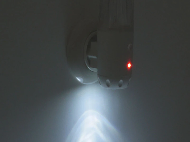 Niermann 2er Set LED-Nachtlichter 3in1 Multifunktions-LED Taschenlampe & Notbeleuchtung 5 Niermann 2er Set LED-Nachtlichter 3in1 Multifunktions-LED Taschenlampe & Notbeleuchtung – Bild 5