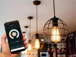 Perel E27 LED WIFI, 6,5 Watt 555 Lumen, 2200-2700 Kelvin, Ø6,4cm, Per App Steuerbar 13 Perel E27 LED WIFI, 6,5 Watt 555 Lumen, 2200-2700 Kelvin, Ø6,4cm, Per App Steuerbar -Globo Store e27 led wifi 65 watt 555 lumen 2200 2700 kelvin 64 5