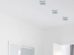 Trio Leuchten Eckiger Deckeneinbaustrahler PIRIN In Silber Chrom Mit Kristallglas 9 X 9cm -Globo Store eckiger deckeneinbaustrahler pirin in silber chrom 2