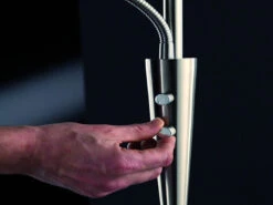 Trio Leuchten Großer LED Deckenfluter QUEBEC Schwenkbar Mit Lesearm, Höhe 180cm, Messing 14 Trio Leuchten Großer LED Deckenfluter QUEBEC Schwenkbar Mit Lesearm, Höhe 180cm, Messing -Globo Store grosser led deckenfluter quebec schwenkbar mit les 14