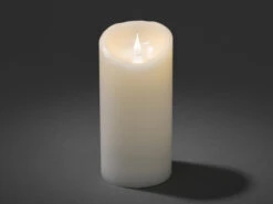 Konstsmide LED Echtwachskerze Mit Flamme & Timer, Ø 10cm, Höhe 21,5cm, Batteriebetrieb -Globo Store led echtwachskerze mit flamme timer 10cm hoehe 215 2