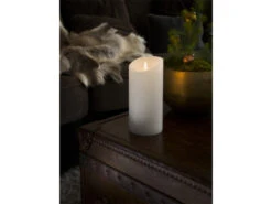Konstsmide LED Echtwachskerze Mit Flamme & Timer, Ø 10cm, Höhe 21,5cm, Batteriebetrieb -Globo Store led echtwachskerze mit flamme timer 10cm hoehe 215 5