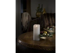 Konstsmide LED Echtwachskerze Mit Flamme & Timer, Ø 7,5cm, Höhe 17,5cm, Batteriebetrieb -Globo Store led echtwachskerze mit flamme timer 75cm hoehe 175 5