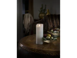 Konstsmide LED Echtwachskerze Mit Flamme & Timer, Ø 7,5cm, Höhe 20,5cm, Batteriebetrieb -Globo Store led echtwachskerze mit flamme timer 75cm hoehe 205 5