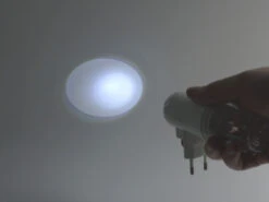 Niermann LED-Nachtlicht 3 IN 1 Multifunktions-LED Mit Taschenlampe & Notbeleuchtung 10 Niermann LED-Nachtlicht 3 IN 1 Multifunktions-LED Mit Taschenlampe & Notbeleuchtung -Globo Store led nachtlicht 3 in 1 multifunktions led mit tasch 4