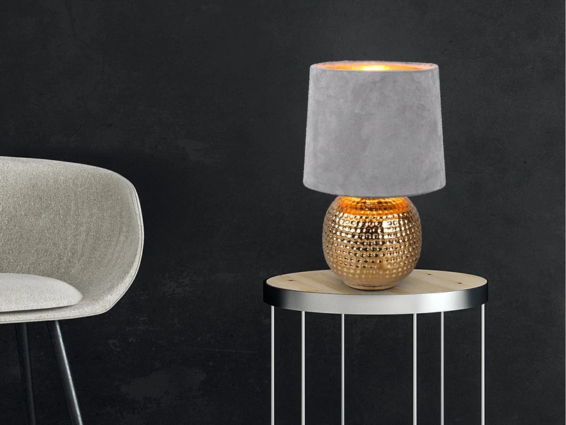 MeineWunschleuchte LED Tischleuchte Grau/Gold Keramikfuß Samtschirm - Ø16cm, H.26cm 6 MeineWunschleuchte LED Tischleuchte Grau/Gold Keramikfuß Samtschirm - Ø16cm, H.26cm – Bild 6