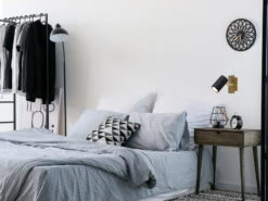 MeineWunschleuchte LED Wand- & Deckenstrahler In Schwarz-Gold 1-flammig Spot Schwenkbar -Globo Store led wand deckenstrahler in schwarz gold 1 flammig 1 5