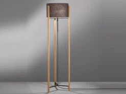 Fischer & Honsel Stehleuchte SHINE WOOD Mit Dreibein Holzfuß & Leinenschirm Grau, Höhe 152-160cm 13 Fischer & Honsel Stehleuchte SHINE WOOD Mit Dreibein Holzfuß & Leinenschirm Grau, Höhe 152-160cm -Globo Store stehleuchte shine wood mit dreibein holzfuss leine 2